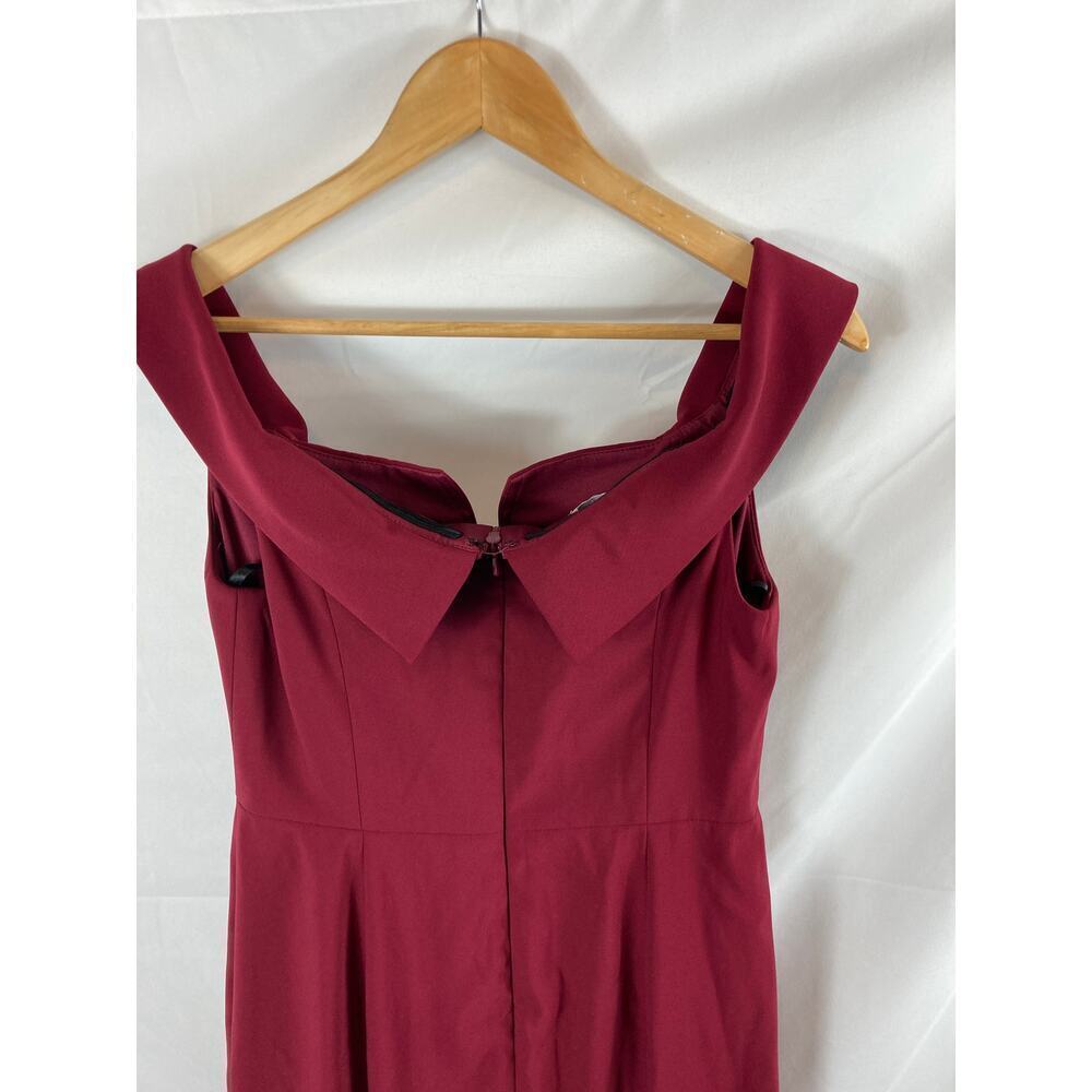 Dessy Collection Vivian Diamond Notched Off the Shoulder Crepe Gown size 10 - Picture 6 of 6